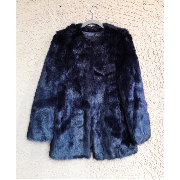 Ann Taylor Jackets & Blazers - ANN TAYLOR ✨NWT✨ Navy Midnight Blue Faux Fur Coat